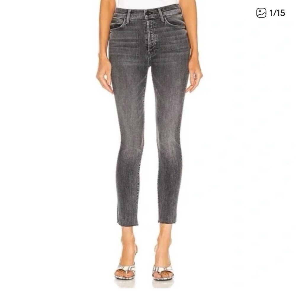 MOTHER The Stunner Ankle Fray Cropped Jeans